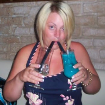 Sarah Franks Photo 18