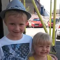 Sarah Painter Photo 17