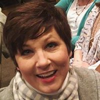 Ellen Hamilton Photo 11