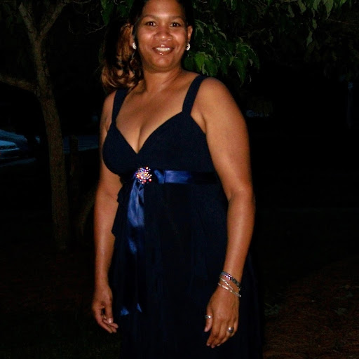 Carolyn Houston Photo 6