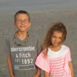 Melissa Shoemaker Photo 34