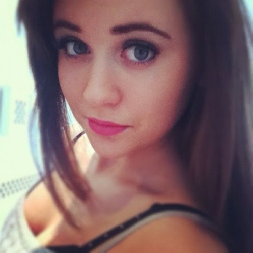 Alice Cole Photo 23