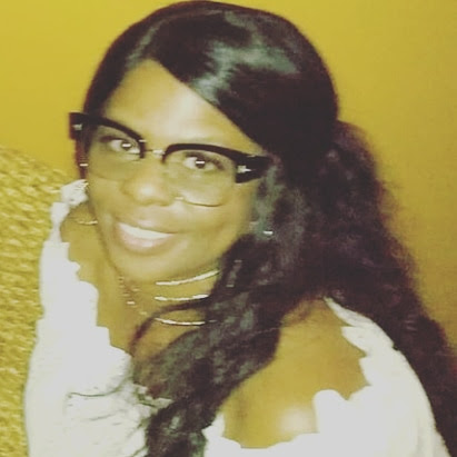 Latonya Robinson Photo 14