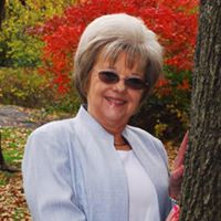 Mary Bivens Photo 22