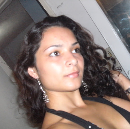 Janine Vargas Photo 13