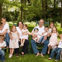 Julie Howell Photo 6