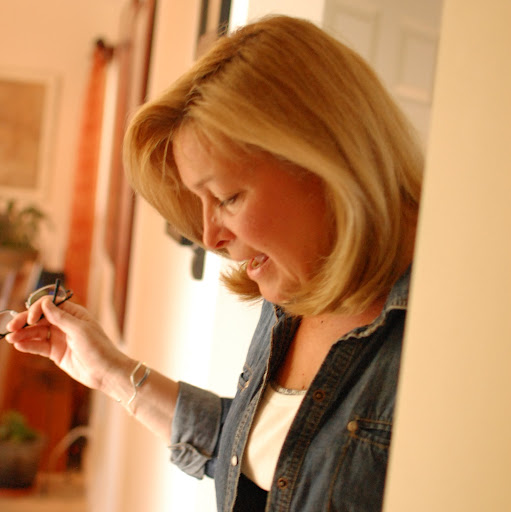 Cindy Hartman Photo 40