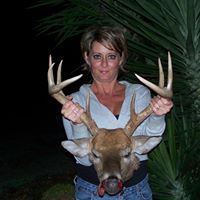 Danielle Barnett Photo 13