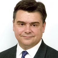 Richard Christian Photo 22