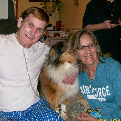 Lynn Lewis Photo 19
