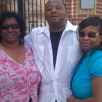 Lisa Upshaw Photo 15
