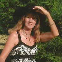 Carolyn Kyle Photo 15