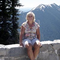 Kim Schreiner Photo 8