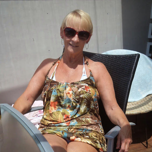 Anne Atkinson Photo 27
