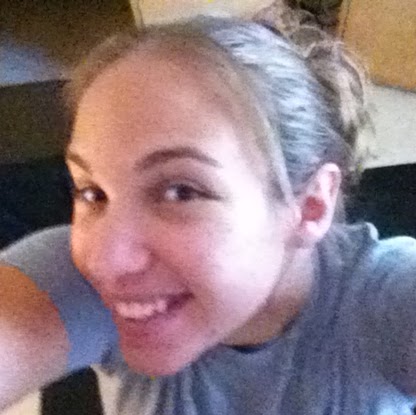 Sara Gibson Photo 28