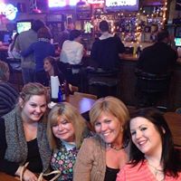 Melissa Daniels Photo 26