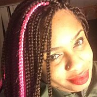 Nikki Howard Photo 16