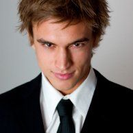 Edward Lang Photo 30