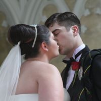 Sarah Wylie Photo 32