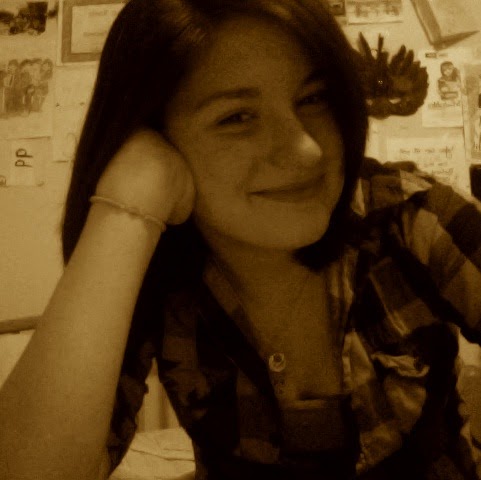 Sarah Maxwell Photo 40 Sarah Maxwell Photo 40