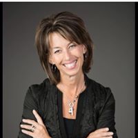 Katie Maurer Photo 12