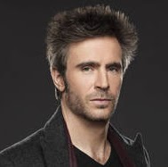 Derek Wills Photo 29