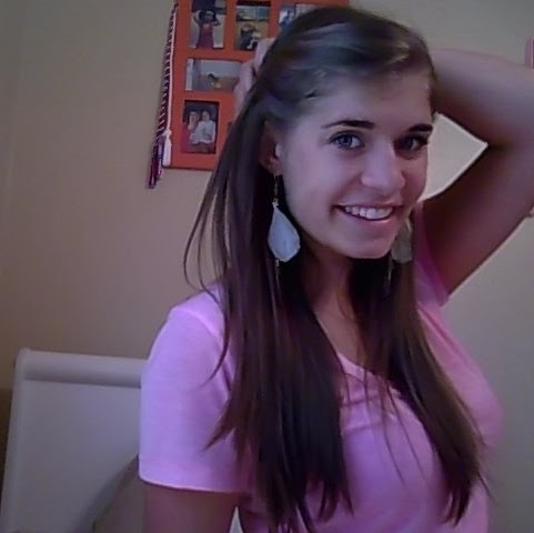 Anna Derosa Photo 13