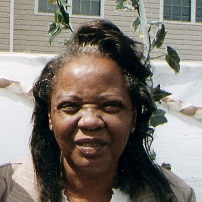 Robin Brooks Photo 20