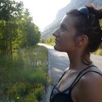 Cassandra Jennings Photo 17