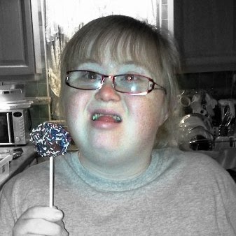 Amy Mccluskey Photo 7
