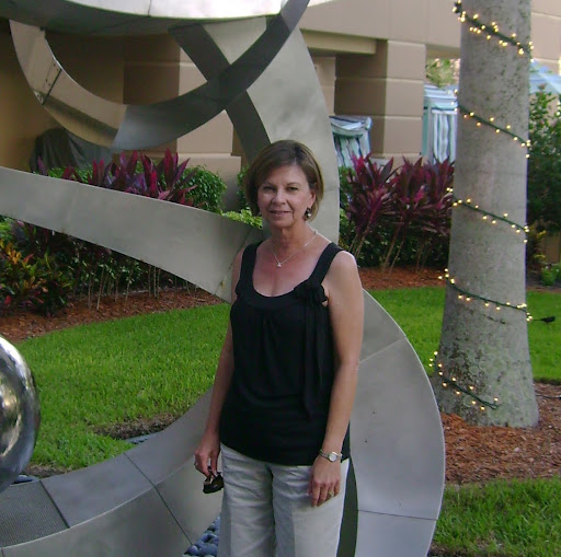 Cindy Green Photo 14