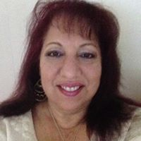 Deborah Varela Photo 3