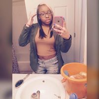 Taylor Ward Photo 36