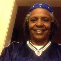 Paula Lofton Photo 9