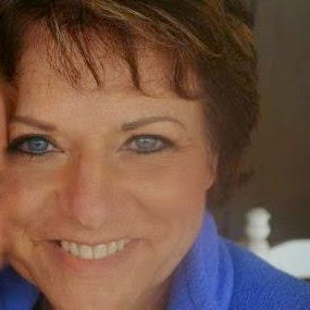 Gayle Moore Photo 37
