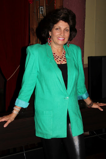 Sylvia Chapman Photo 16
