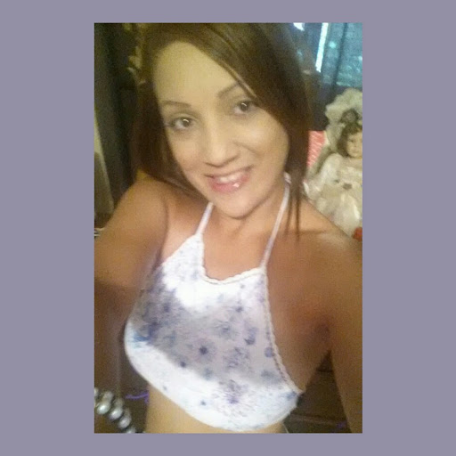 Hilda Robles Photo 11