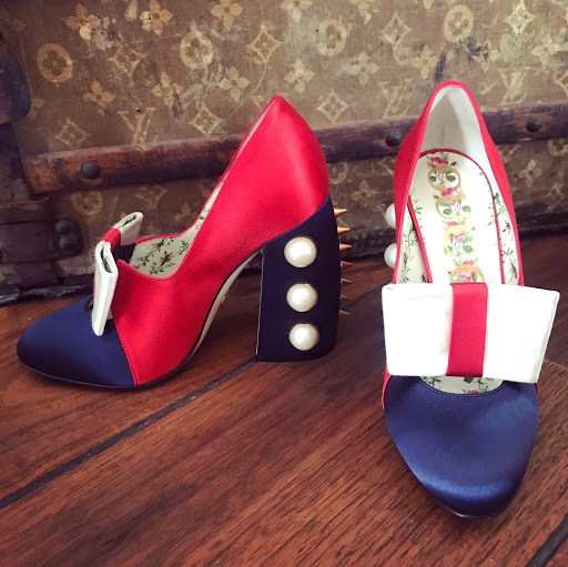 Kelly Cooper Photo 45