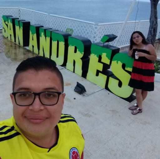 Sandra Paez Photo 14