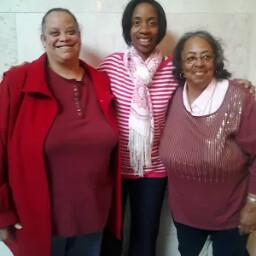 Michelle Hamlin Photo 15