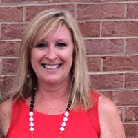 Robin Tucker Photo 26