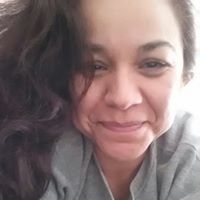 Angela Ruiz Photo 39