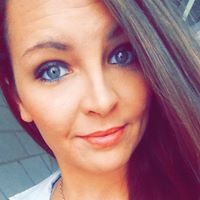 Shannon Hayes Photo 28