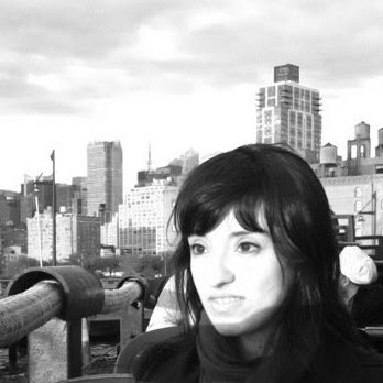 Ana Gomez Photo 21