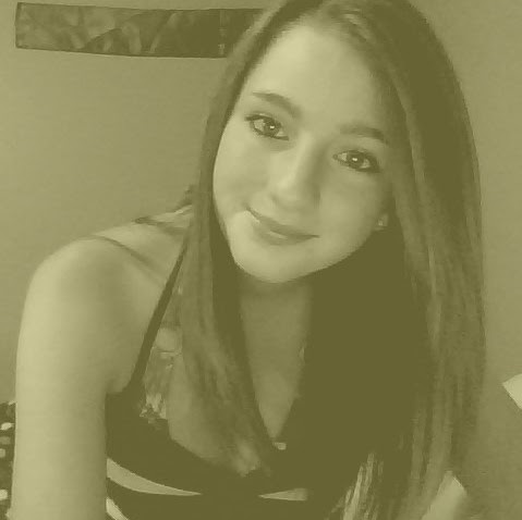 Jenna Simmons Photo 9