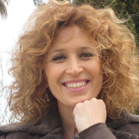 Paula Santos Photo 7