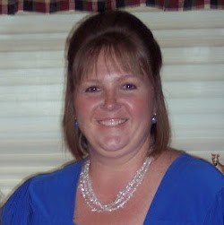 Traci Reynolds Photo 24