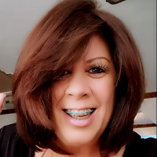 Carla Moore Photo 21