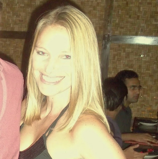 Stephanie Gates Photo 21