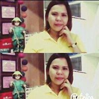 Christine Ruiz Photo 17